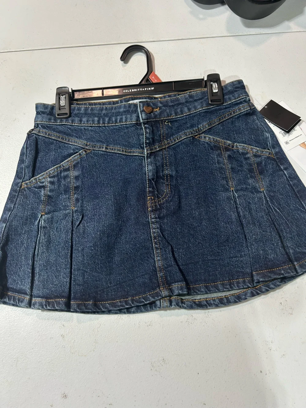 Celebrity Pink Dark Blue Denim Pleated Mini Skirt with Front Pockets size M NWT